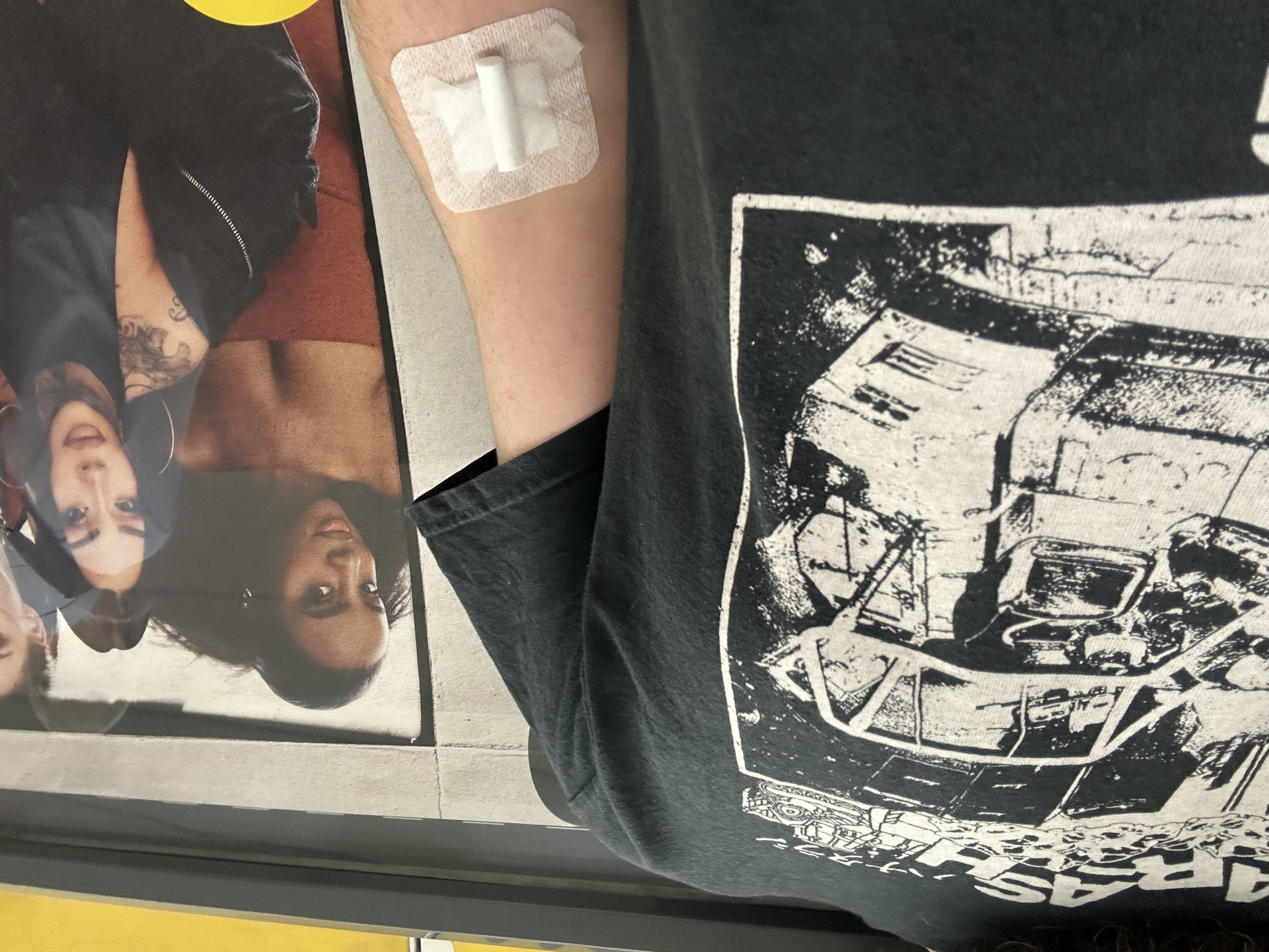 hanatarash t shirt / sugababes poster / just given blood. 
