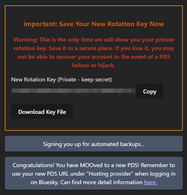 Caixa amarela em destaque com texto em laranja e vermelho. Important: Save Your New Rotation Key Now. Warning: This is the only time we will show you your private rotation key. Save it in a secure place. If you lose it, you may not be able to recover your account in the event of a PDS failure or hijack. New Rotation Key (Private - keep secret). Código censurado. Botão Copy. Botão Download Key File.