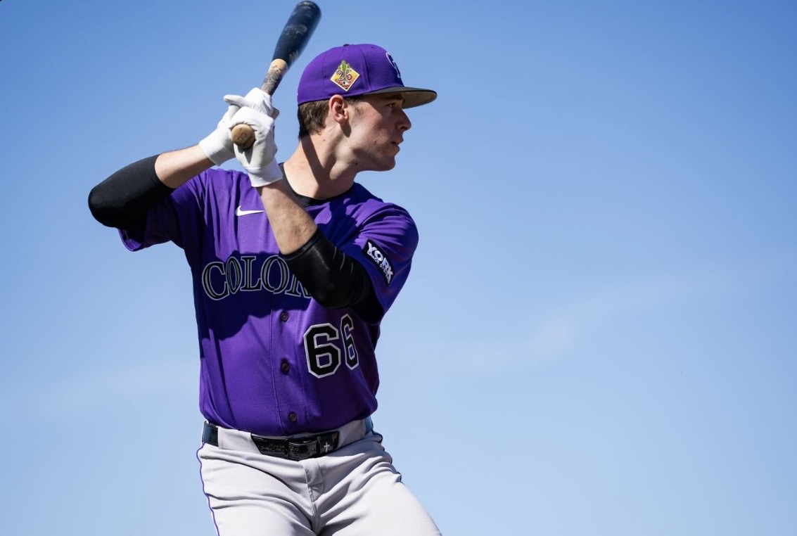 Charlie Condon prepares to swing.