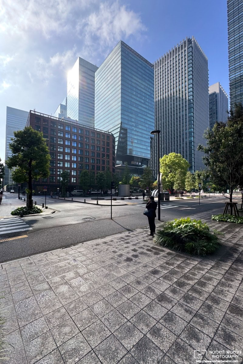 I worked at the office in Otemachi, Tokyo, this afternoon, and briefly stepped outside after the rain had stopped. The sunlight and the fresh air were glorious. © 2026 Norbert Woehnl Photography.