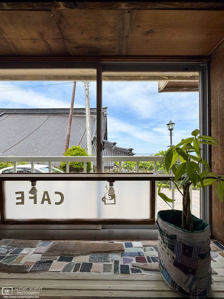 Interior photo of Idohado Doughnuts in the Motomachi district of Hakodate in southern Hokkaido, Japan. © 2025 Norbert Woehnl Photography.