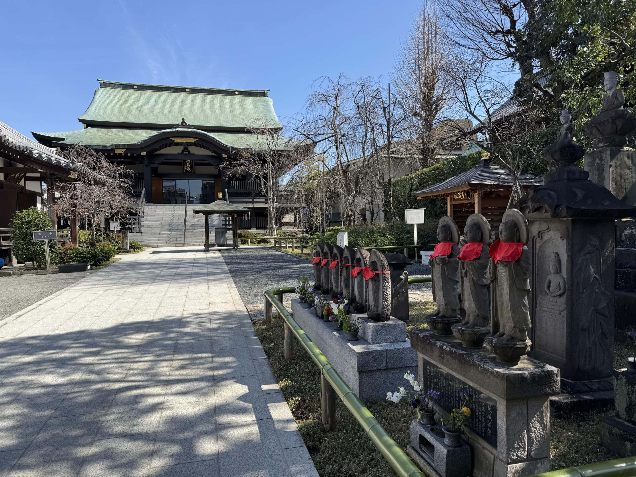Looking towards the Main Hall at Nanzoin Temple in the Itabashi Ward of Tokyo, Japan. © 2026 Norbert Woehnl Photography.