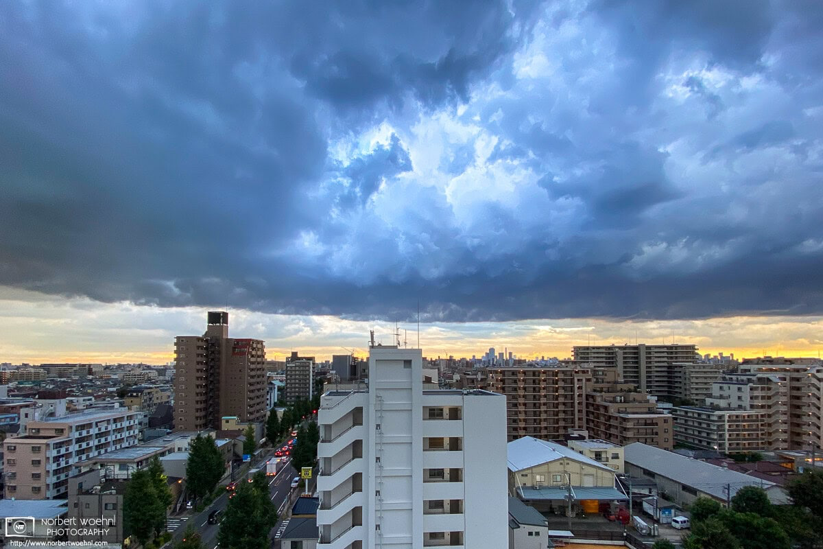 On an October afternoon, an ominous sky hovers above the eastern part of Itabashi Ward in Tokyo, Japan. © 2023 Norbert Woehnl Photography.