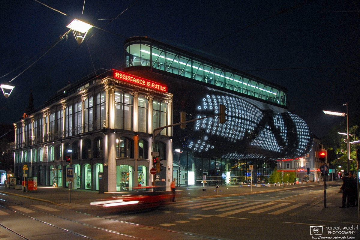 Night photograph of the Kunsthaus (House of Art) in Graz, Austria. © 2006 Norbert Woehnl Photography.