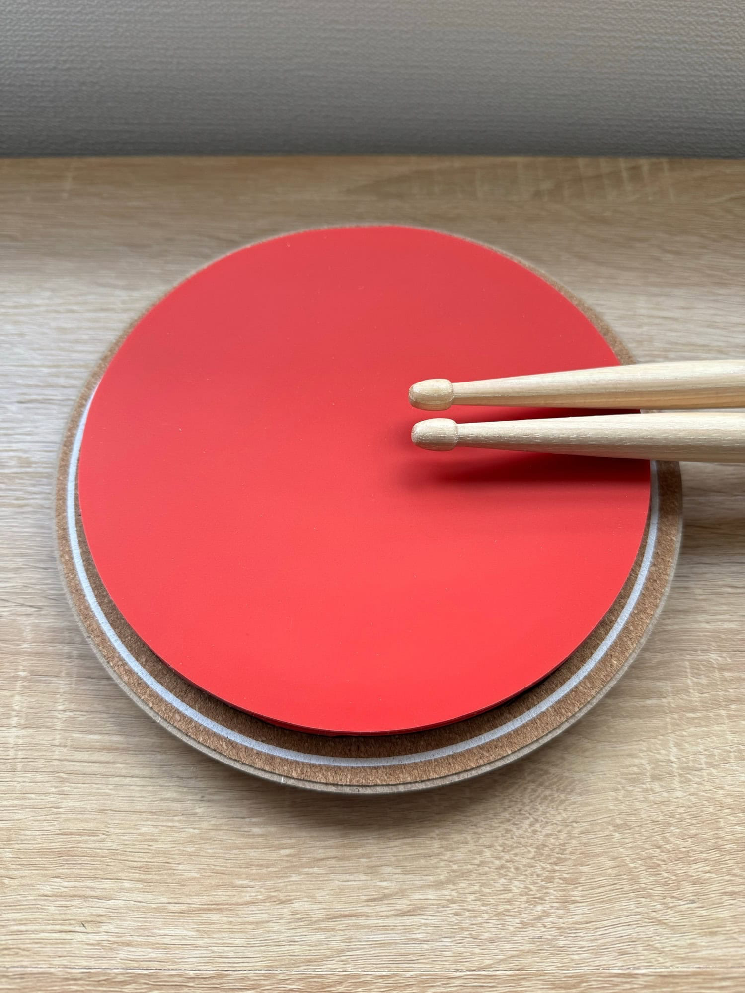 Top view of the thick layer of the resulting drum practice pad. © 2026 Norbert Woehnl Photography.