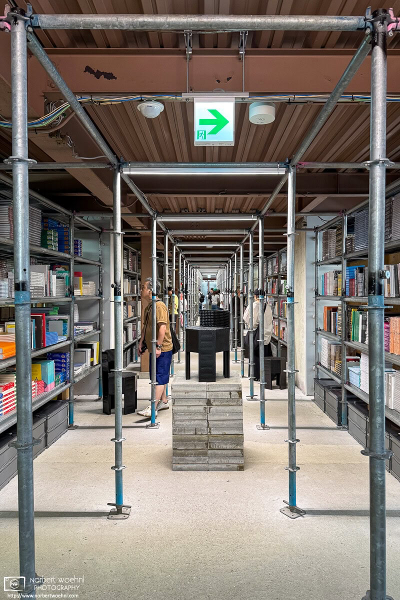 Interior photo of SKAC in Nishikameari, Tokyo. © 2025 Norbert Woehnl Photography.